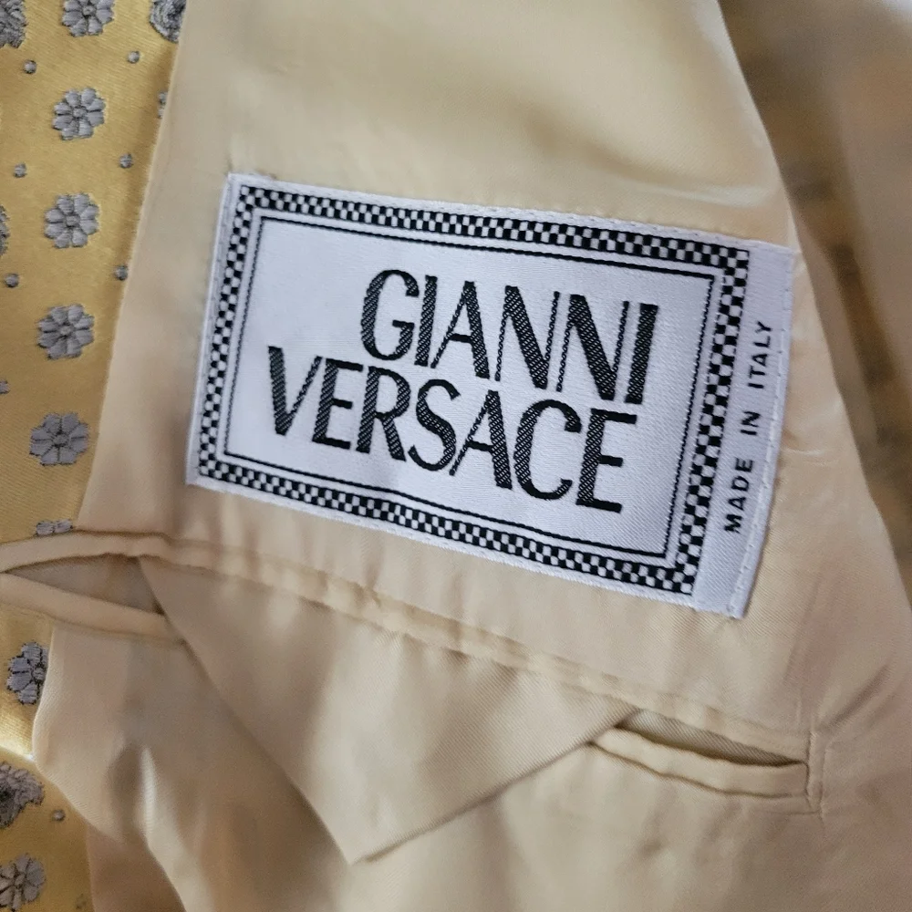 Vintage VERSACE Unisex Runway Blazer- Rare & Collectible! - Picture 9 of 12